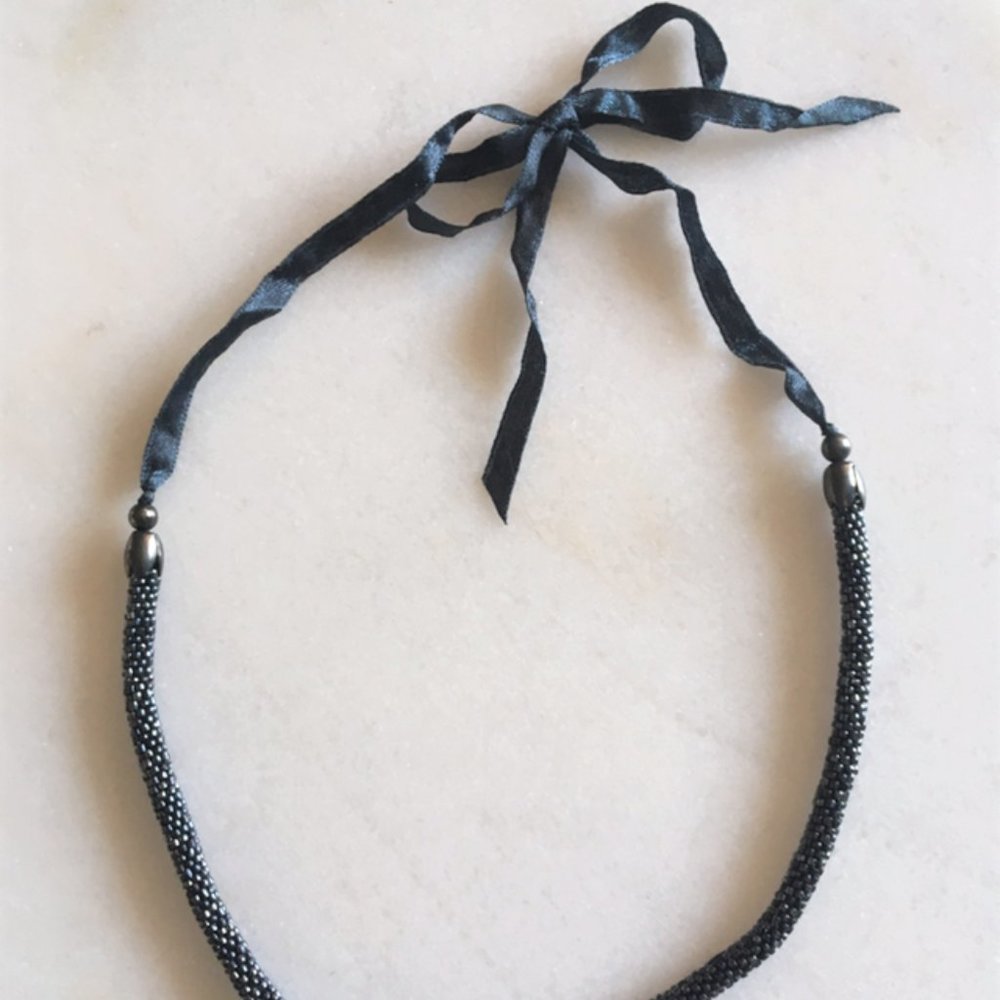 New! Club Monaco navy beaded necklace ribbon / bow
